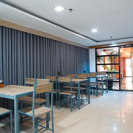 Travelbee Business Inn Себу Экстерьер фото
