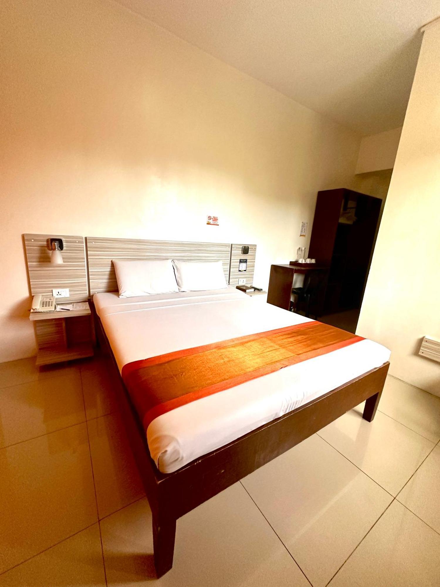 Travelbee Business Inn Себу Экстерьер фото